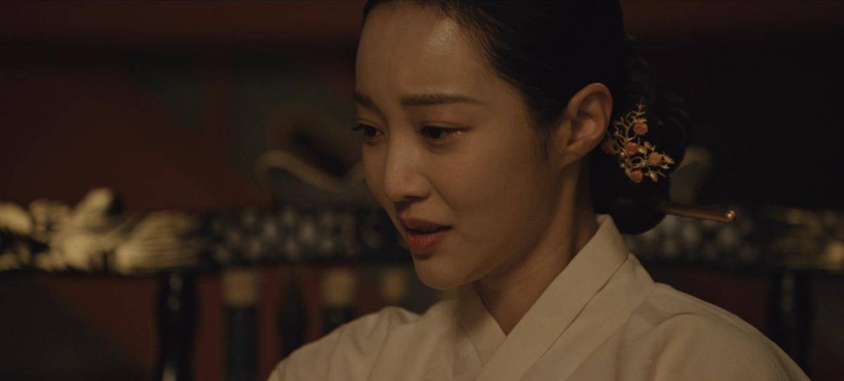 Han So Eun di drama The Haunted Palace (Dok. Netflix/The Haunted Palace)